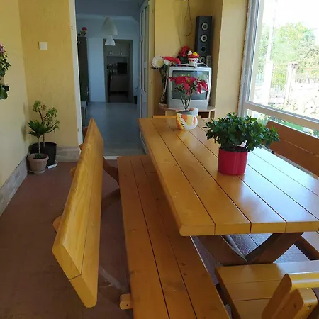 Casa De Inchiriat In